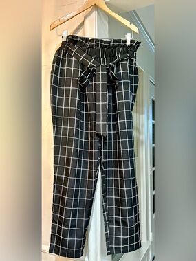 High-Waist Paperbag Plaid Pants - Black/White